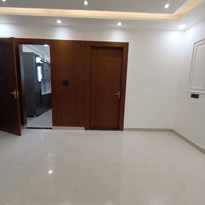 4 BHK + Pooja Room,Servant Room Builder Floor For Sale in Sector 85