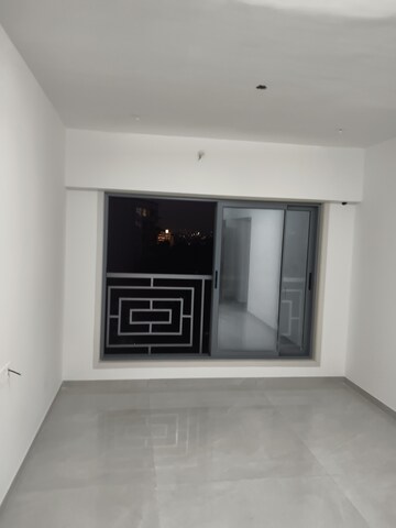 Room in 2 BHK Apartment at Vile Parle East – for Rent