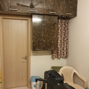 Furnished Amenities in 3 BHK Apartment at DLF New Town Heights I, Sector 90 – for Rent