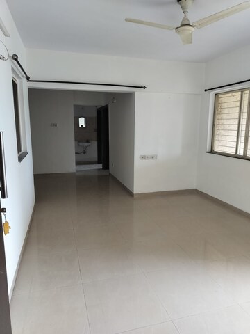 Room in 2 BHK Apartment at Soba Optima, Sinhagad Road – for Rent