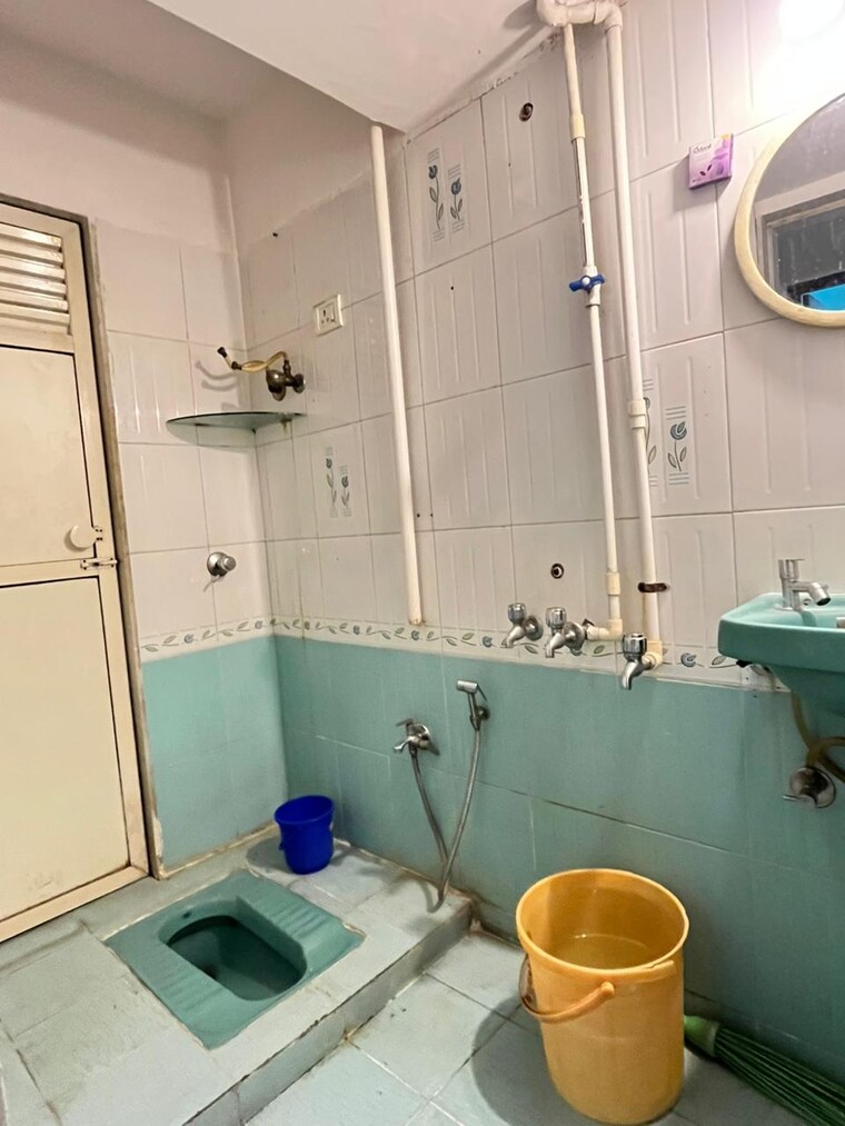 Bathroom, shree-drushti 2 Bedroom 600 Sq.Ft. Apartment In Ghodbunder Road Thane 9197607