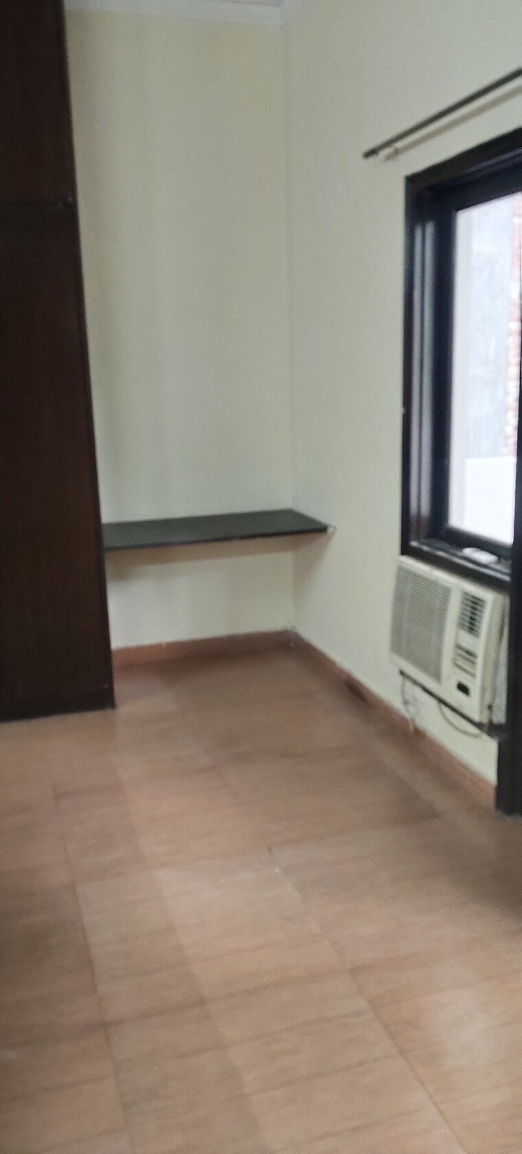 Room, sector 55 4 Bedroom 4000 Sq.Ft. Builder Floor In Sector 55 Gurgaon 9197662