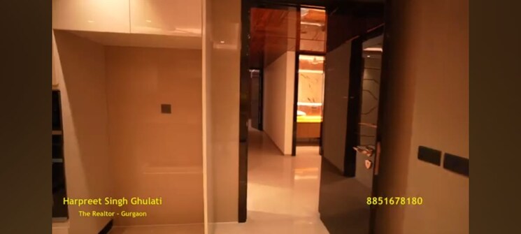 Room, dlf-royale-residences 6+ Bedroom 500 Sq.Yd. Villa In Dlf Phase I Gurgaon 9197701