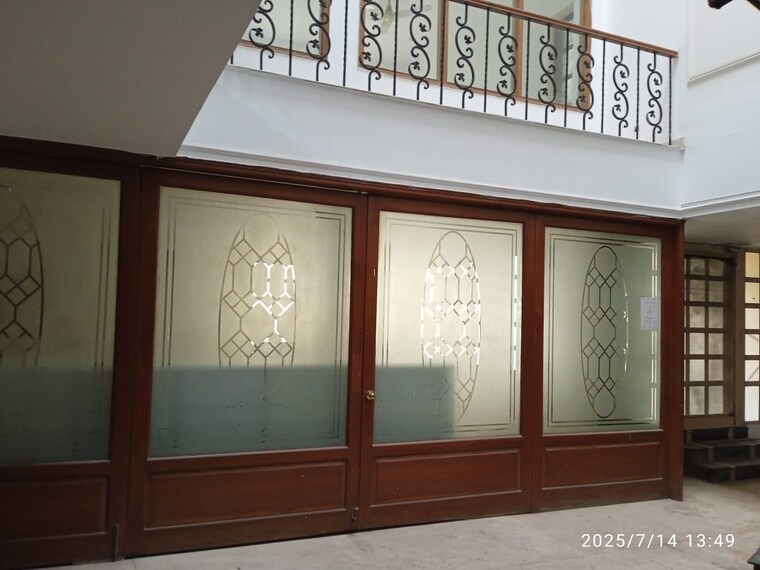 Room, dlf-royale-residences 6+ Bedroom 500 Sq.Yd. Villa In Dlf Phase I Gurgaon 9197701