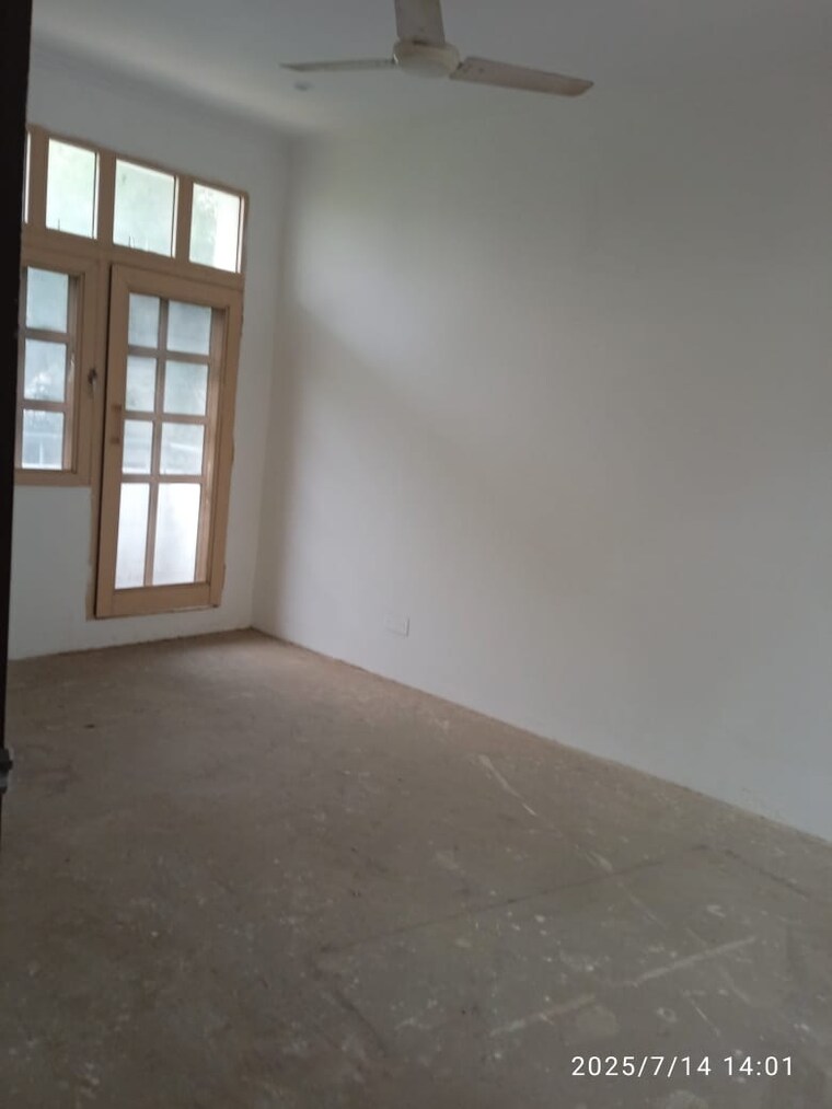 Room, dlf-royale-residences 6+ Bedroom 500 Sq.Yd. Villa In Dlf Phase I Gurgaon 9197701