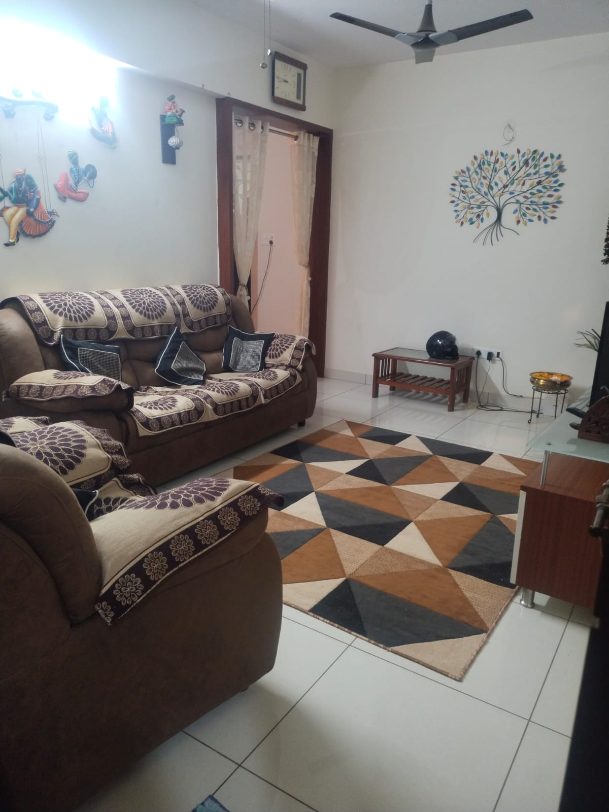 2 BHK Apartment For Rent in SV Legacy