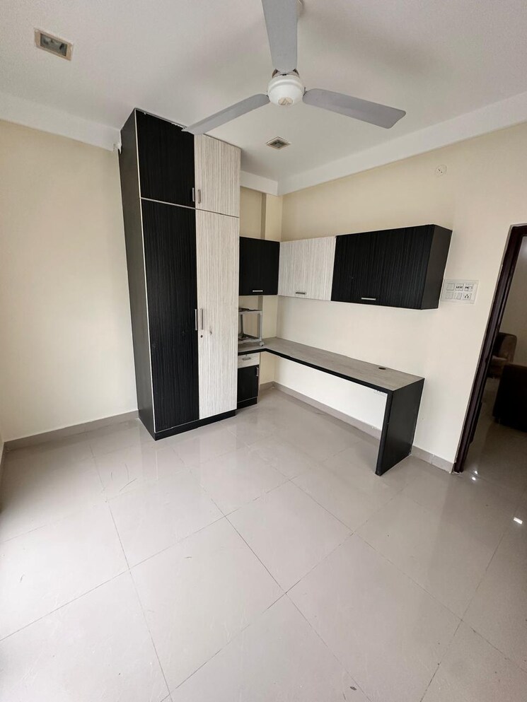 Room, aakriti-crr-lakeside-ville 4 Bedroom 3300 Sq.Ft. Apartment In Tellapur Hyderabad 9197697