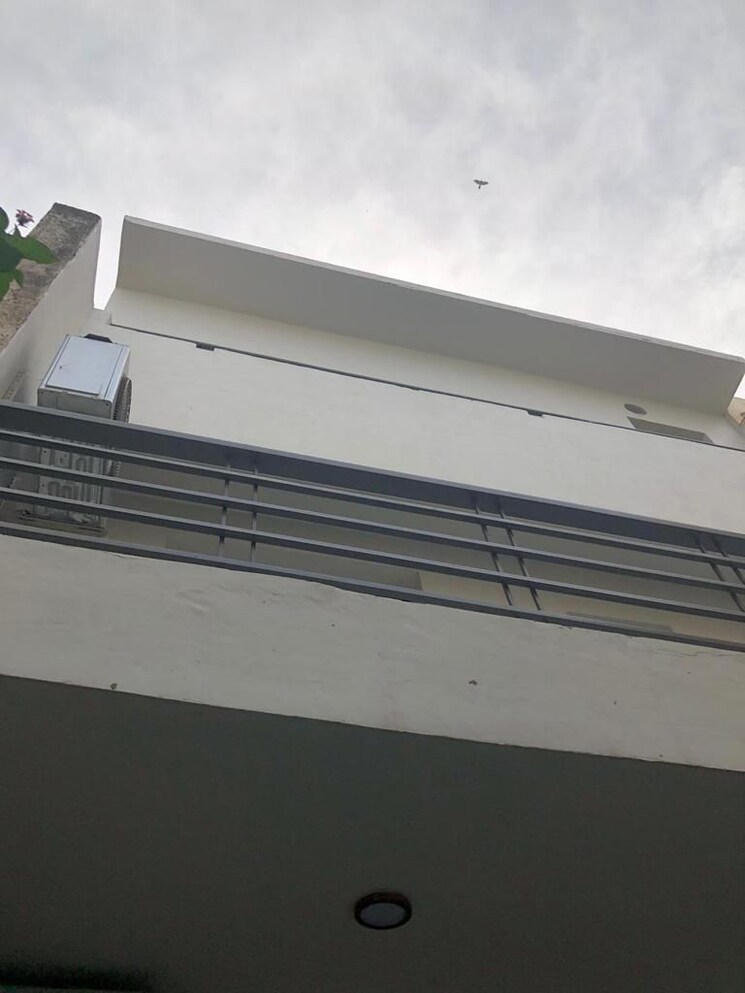 undefined, dlf-royale-residences 3 Bedroom 250 Sq.Yd. Villa In Dlf Phase I Gurgaon 9197753