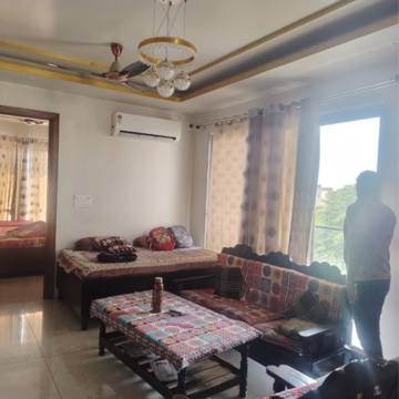 Living Room in 2 BHK Apartment at BPTP Princess Park, Sector 86 – for Sale