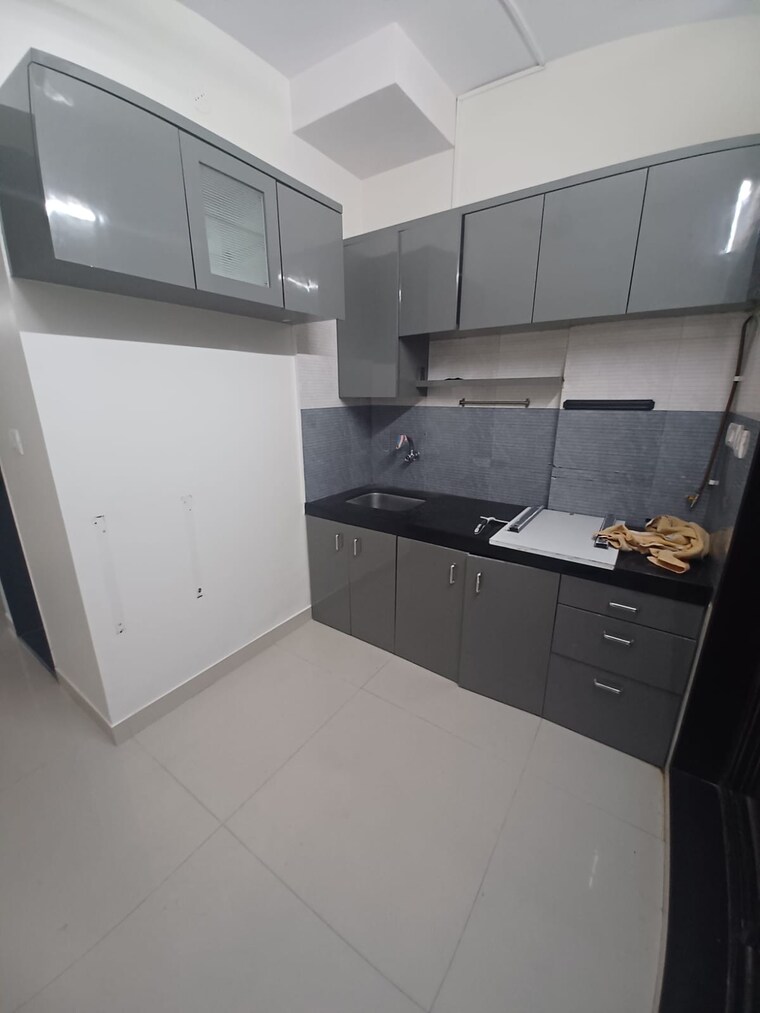 Kitchen, vijayaben-kanji-tower 1 Bedroom 409 Sq.Ft. Apartment In Vile Parle East Mumbai 9197827