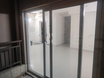 Building Lobby in 3 BHK Apartment at Pareena The Elite Residences, Sector 99 – for Rent