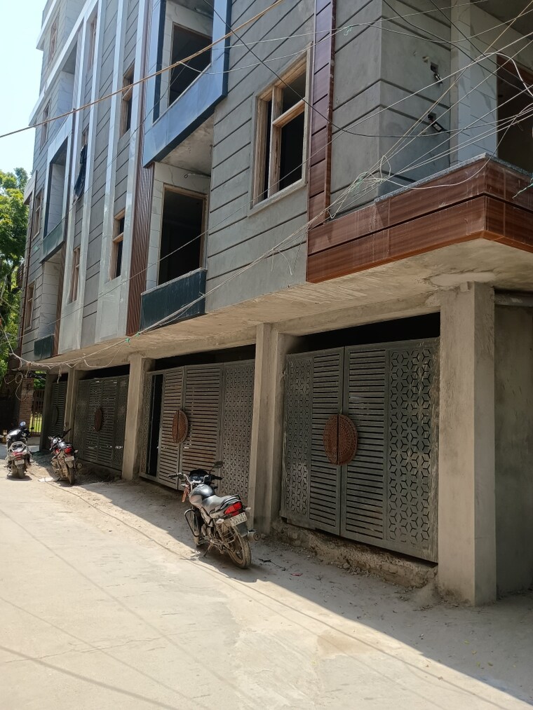 Exterior View, igi airport area 3 Bedroom 1000 Sq.Ft. Builder Floor In Igi Airport Area Delhi 9032110