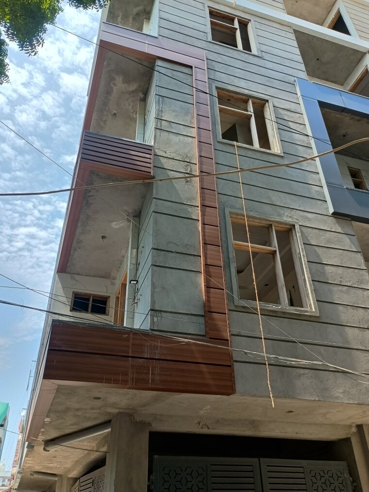 Exterior View, igi airport area 3 Bedroom 1000 Sq.Ft. Builder Floor In Igi Airport Area Delhi 9032110