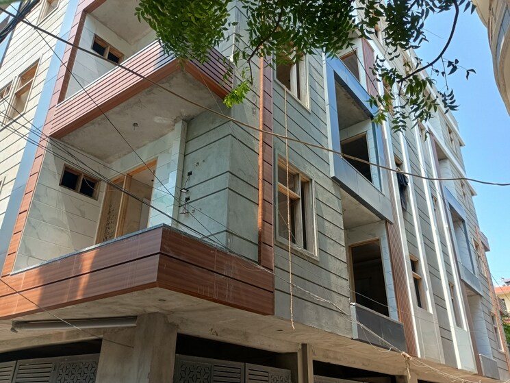 Exterior View, igi airport area 3 Bedroom 1000 Sq.Ft. Builder Floor In Igi Airport Area Delhi 9032110