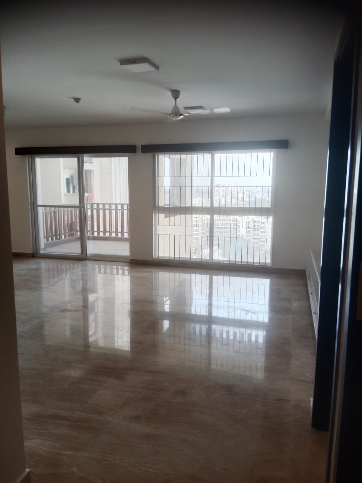 4 BHK + Servant Room Apartment For Rent in Prestige Fairfield