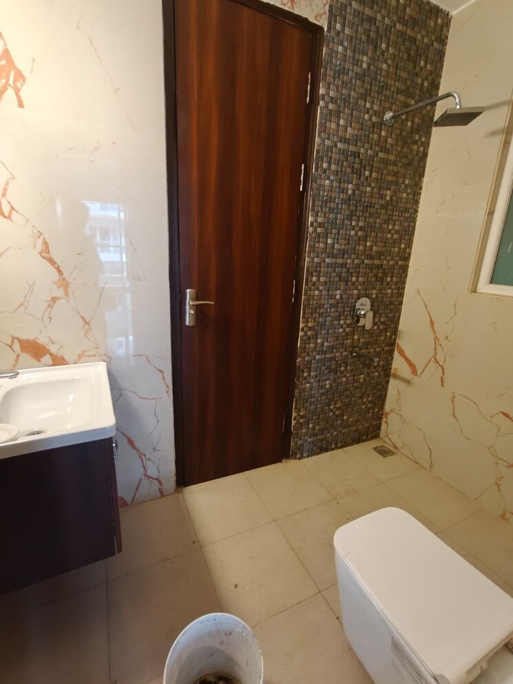 Living Room, aradhya-homes 4 Bedroom 2200 Sq.Ft. Builder Floor In Sector 67a Gurgaon 9197890