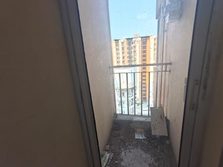 Balcony, wave-dream-homes 2 Bedroom 808 Sq.Ft. Apartment In Wave City Ghaziabad 9197885