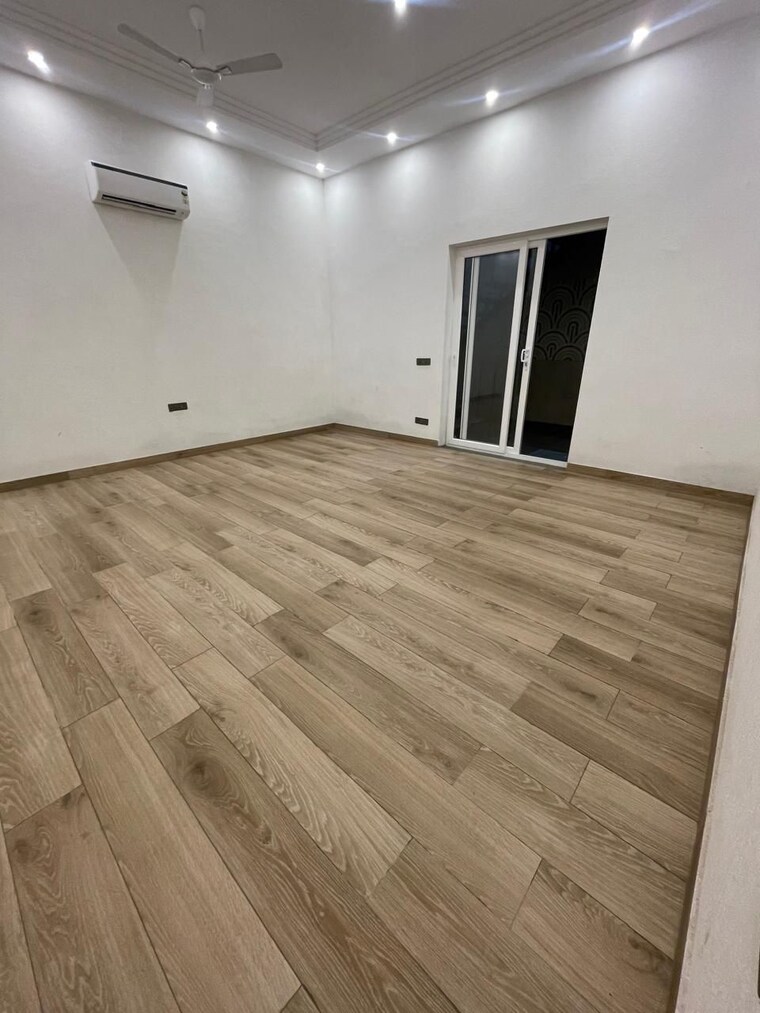 Master Bedroom, sector 55 2 Bedroom 1800 Sq.Ft. Builder Floor In Sector 55 Gurgaon 9197939