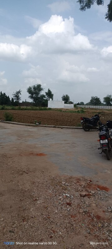  Plot – Exterior View View at Bhondsi - for Sale