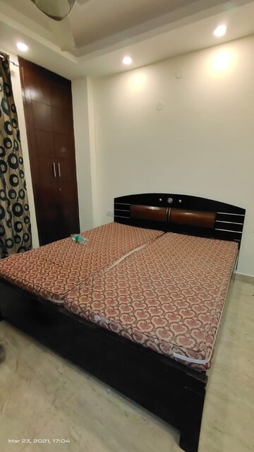 Bedroom in 1 BHK Builder Floor at Saket – for Rent