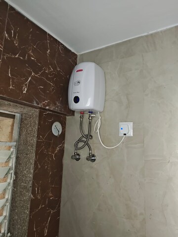 Furnished Amenities in 2 BHK Apartment at Avant Hillway, Goregaon East – for Rent