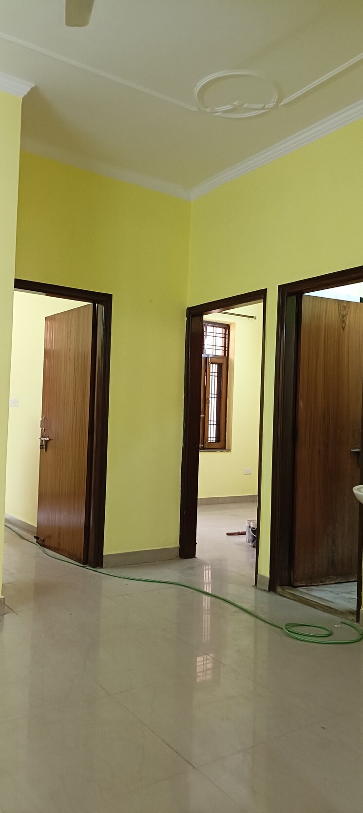 Room, sector 21d 2 Bedroom 160 Sq.Yd. Builder Floor In Sector 21d Faridabad 9198047