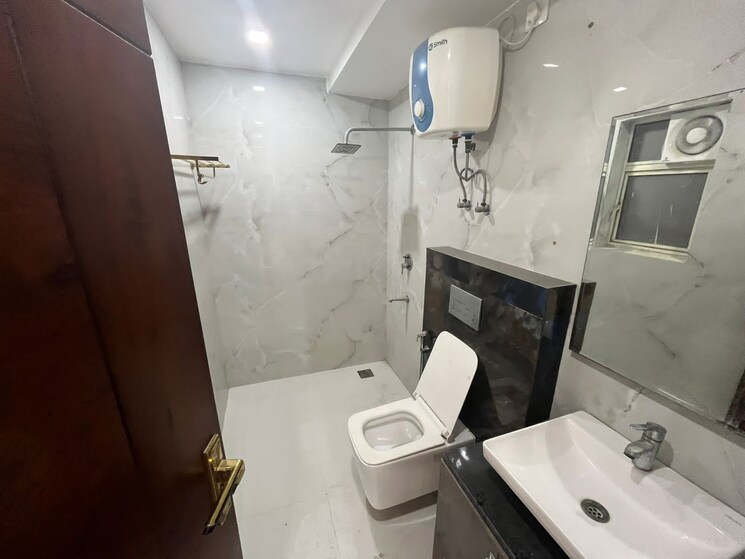 Master Bedroom, puri-aman-vilas 4 Bedroom 500 Sq.Yd. Builder Floor In Sector 89 Faridabad 9199890