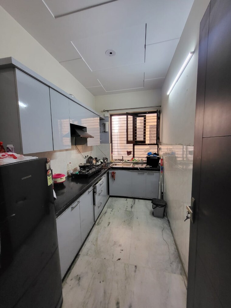 Kitchen, sector 56 1.5 Bedroom 900 Sq.Ft. Builder Floor In Sector 56 Gurgaon 9198115