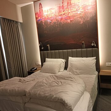 Bedroom in 3 BHK Builder Floor at Sector 21c – for Sale