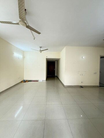Room in 3 BHK Apartment at Sector 20 – for Rent