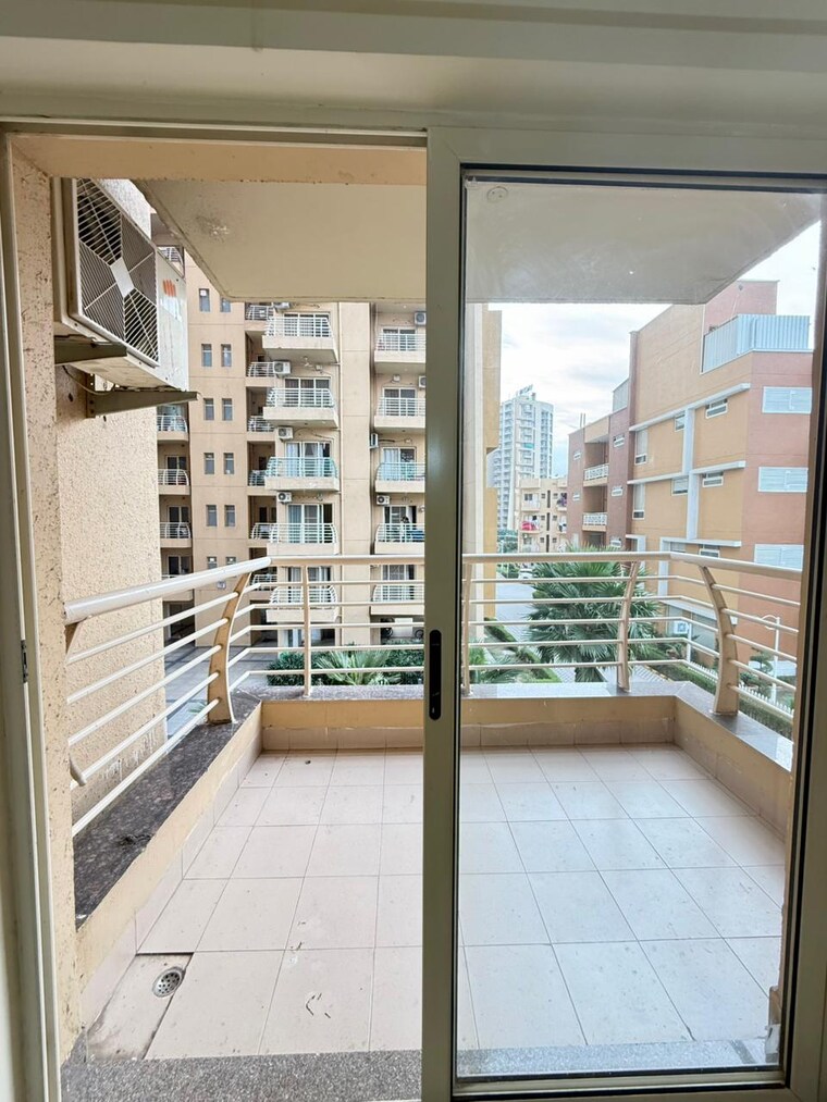 Balcony, sector 20 3 Bedroom 1650 Sq.Ft. Apartment In Sector 20 Panchkula 9198079