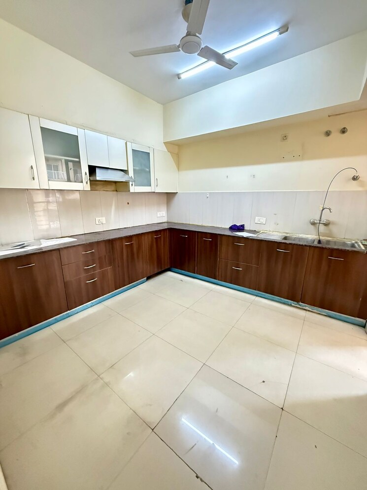 Kitchen, sector 20 3 Bedroom 1650 Sq.Ft. Apartment In Sector 20 Panchkula 9198079