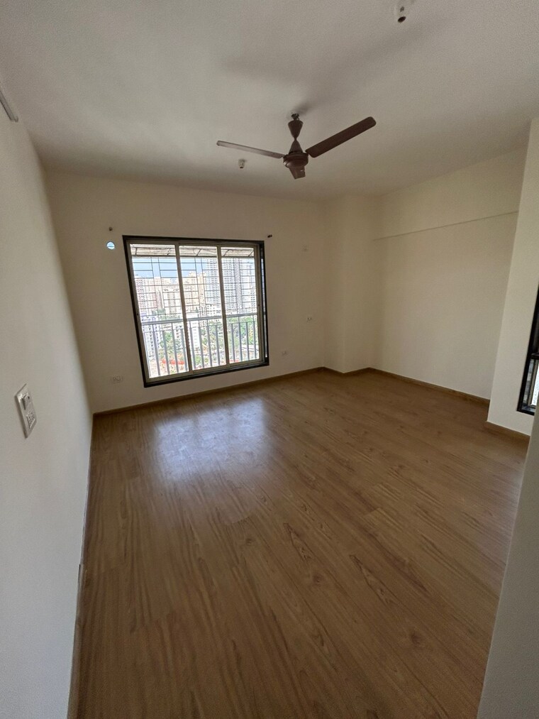 Room, om-sai-plaza 2 Bedroom 650 Sq.Ft. Apartment In Ghodbunder Road Thane 9198151
