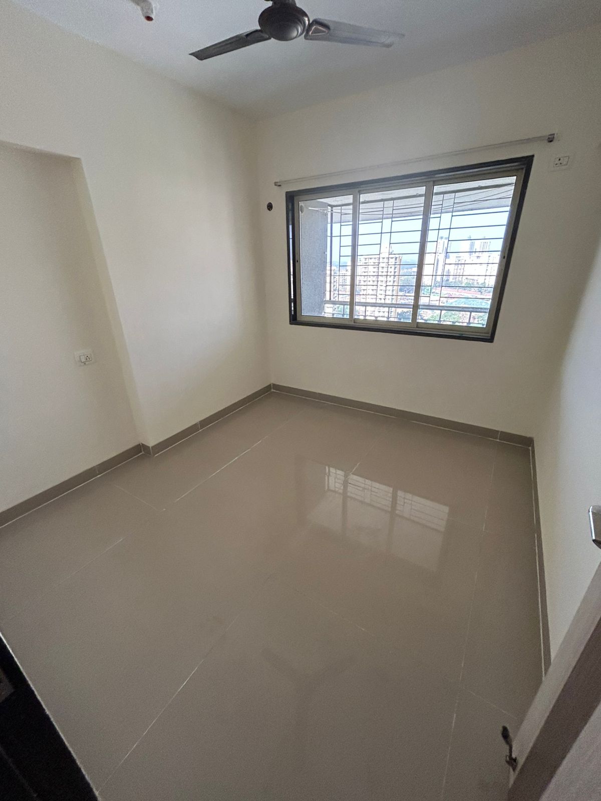 2 BHK + Pooja Room Apartment For Rent in Om Sai Plaza