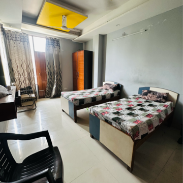 Living Room in  Pg at Sector 39 – for Rent