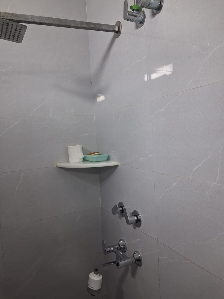 Bathroom, sector 40 2 Bedroom 1200 Sq.Ft. Independent House In Sector 40 Noida 9198178
