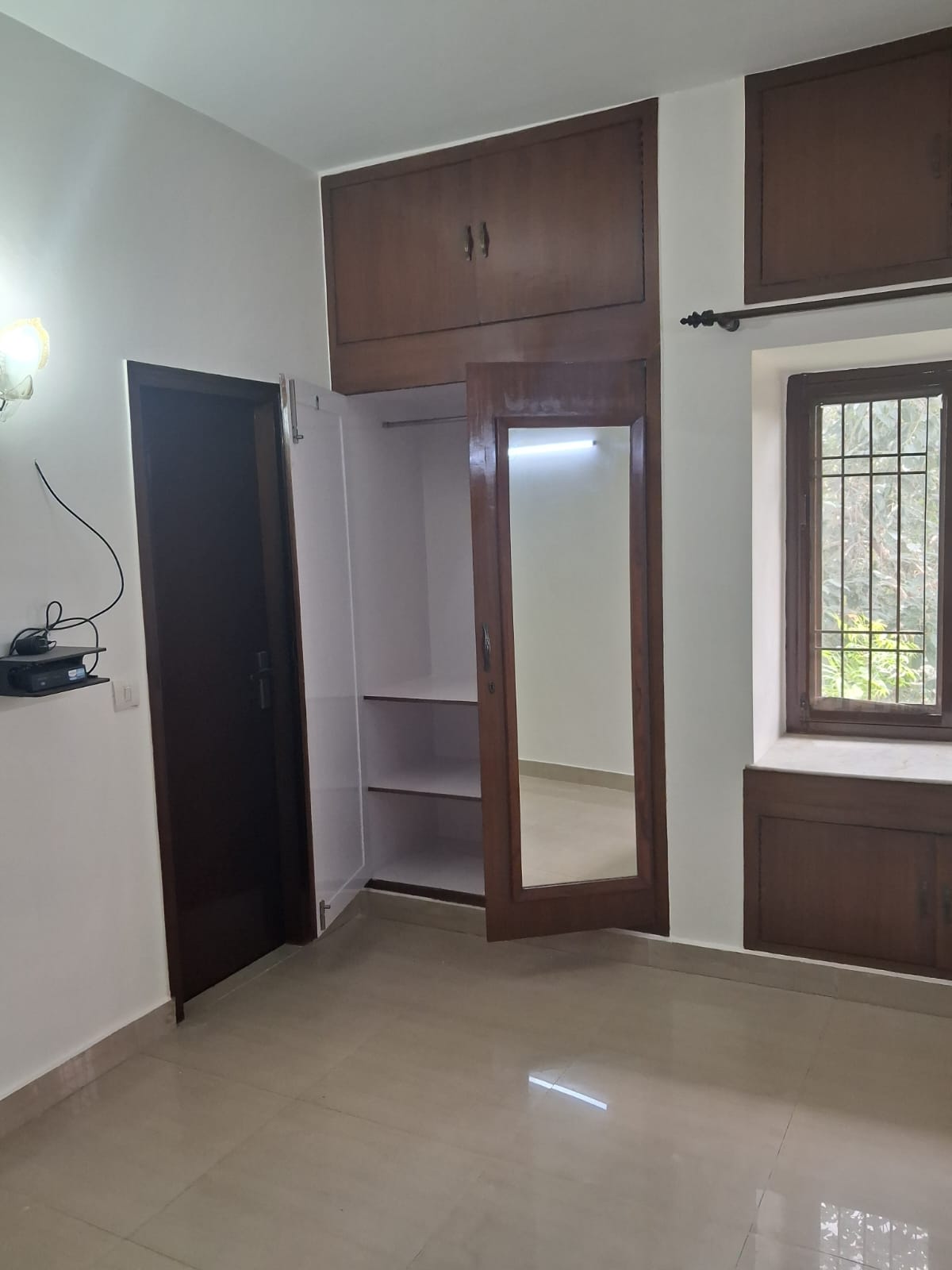 2 BHK + Extra Room Independent House For Rent in Sector 40