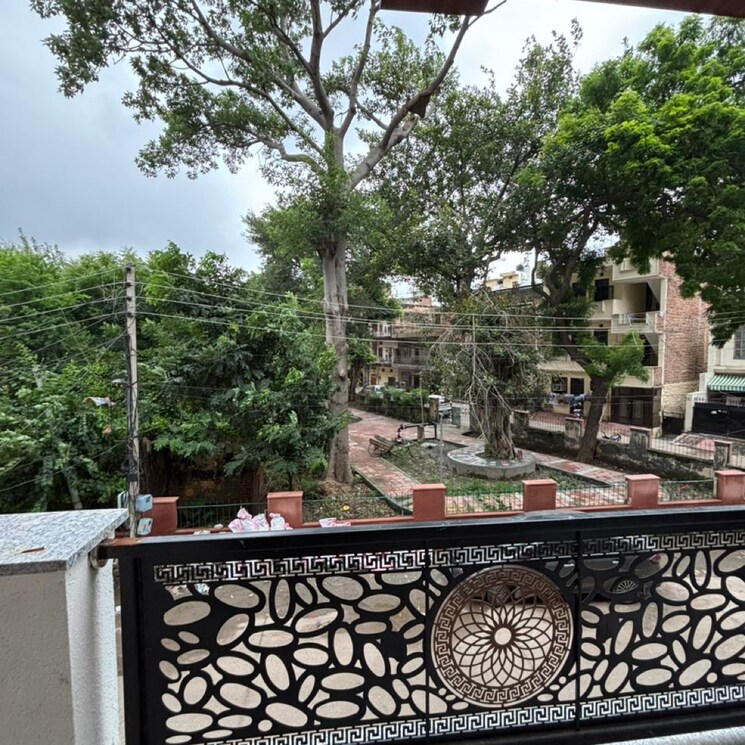 Balcony, green fields colony 3 Bedroom 1500 Sq.Ft. Builder Floor In Green Fields Colony Faridabad 9198169