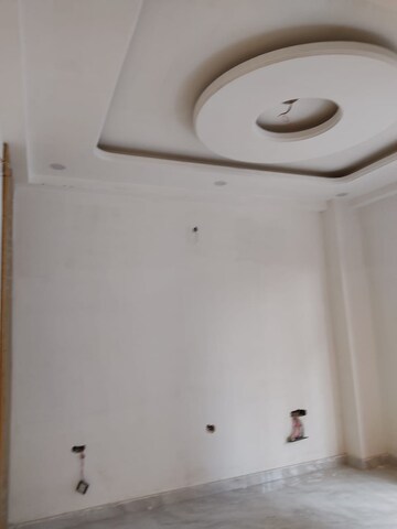 Bathroom in 3 BHK Builder Floor at Fidato Honour Homes, Sector 89 – for Sale