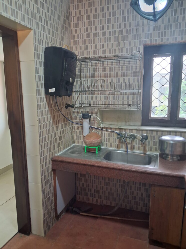 Balcony, sector 29 2 Bedroom 1200 Sq.Ft. Independent House In Sector 29 Noida 9198212