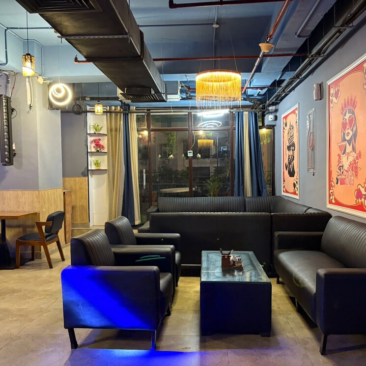 Gym, rohtas-summit Commercial Office Space 2300 Sq.Ft. In Vibhuti Khand Lucknow 9198237