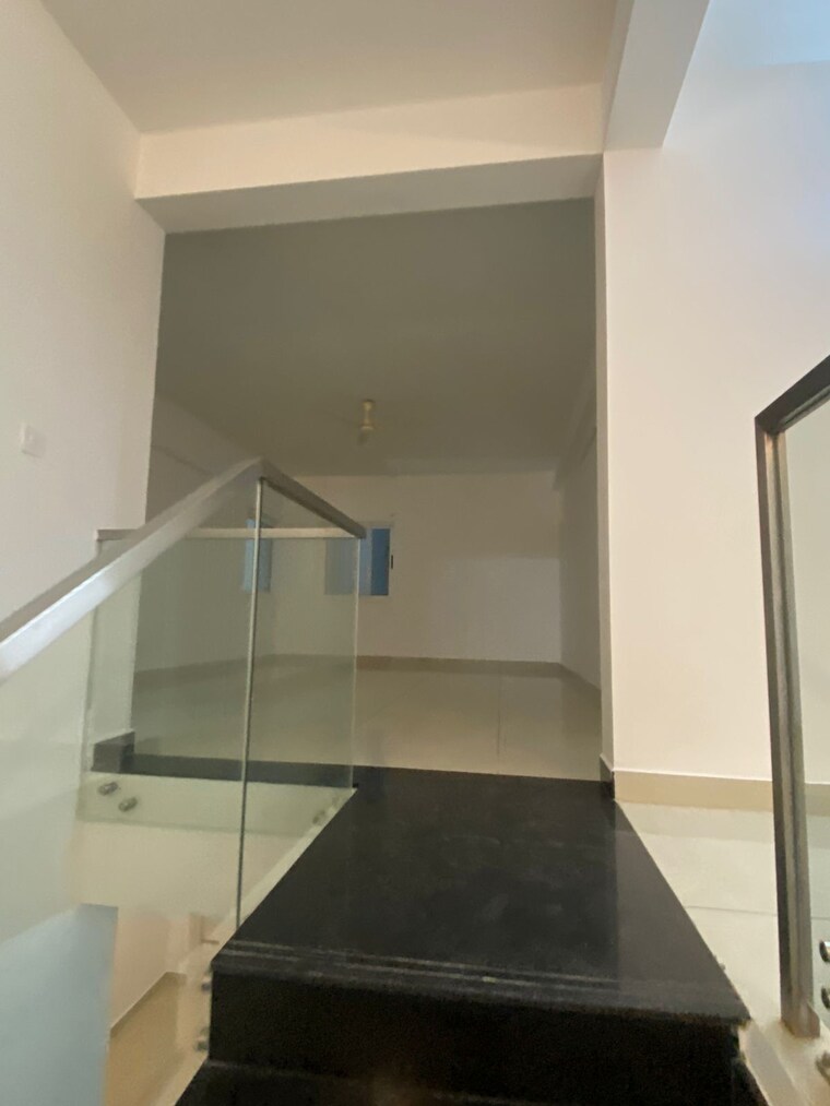 Kitchen, valmark-city-ville 3.5 Bedroom 3600 Sq.Ft. Villa In Bannerghatta Road Bangalore 9198233