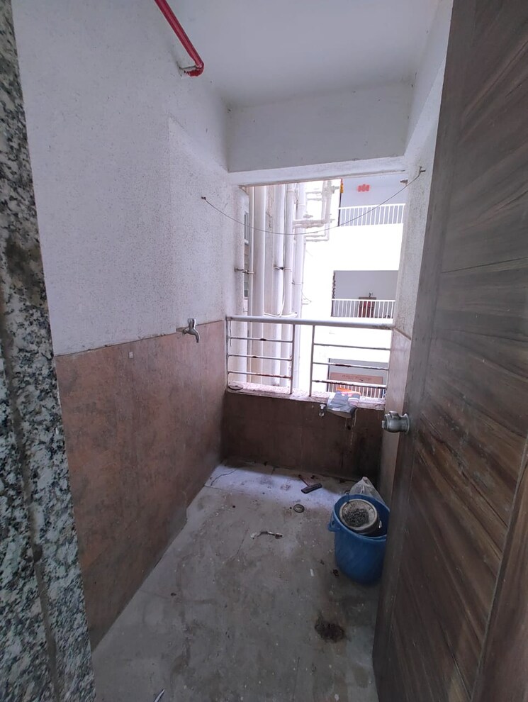 Bathroom, uday-emerald-park 2 Bedroom 1200 Sq.Ft. Apartment In Tathawade Pune 9198214
