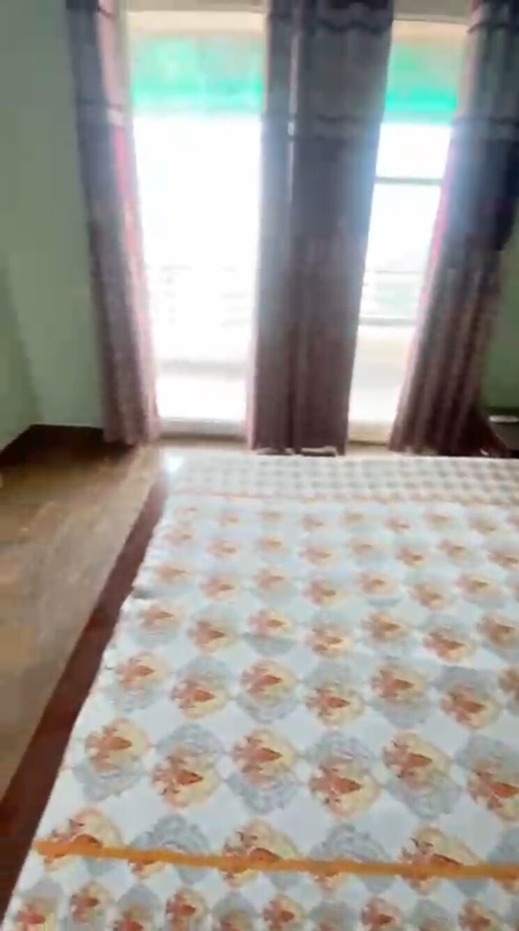 Bedroom, puri-pranayam 3 Bedroom 1857 Sq.Yd. Apartment In Sector 82 Faridabad 9198252