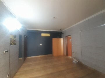 Room in 5 BHK Apartment at Maya Garden City, Lohgarh – for Rent