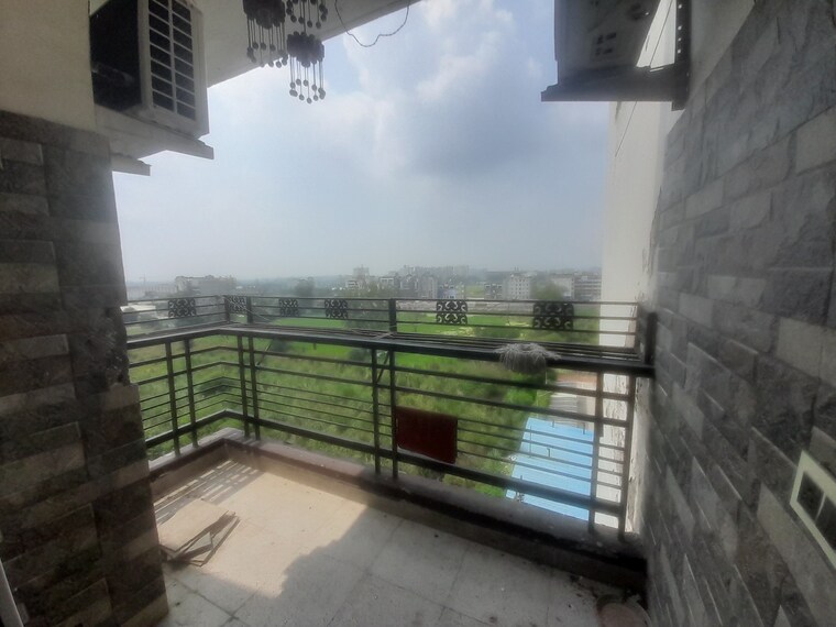 Balcony, maya-garden-city 5 Bedroom 2850 Sq.Ft. Apartment In Lohgarh Zirakpur 9198894