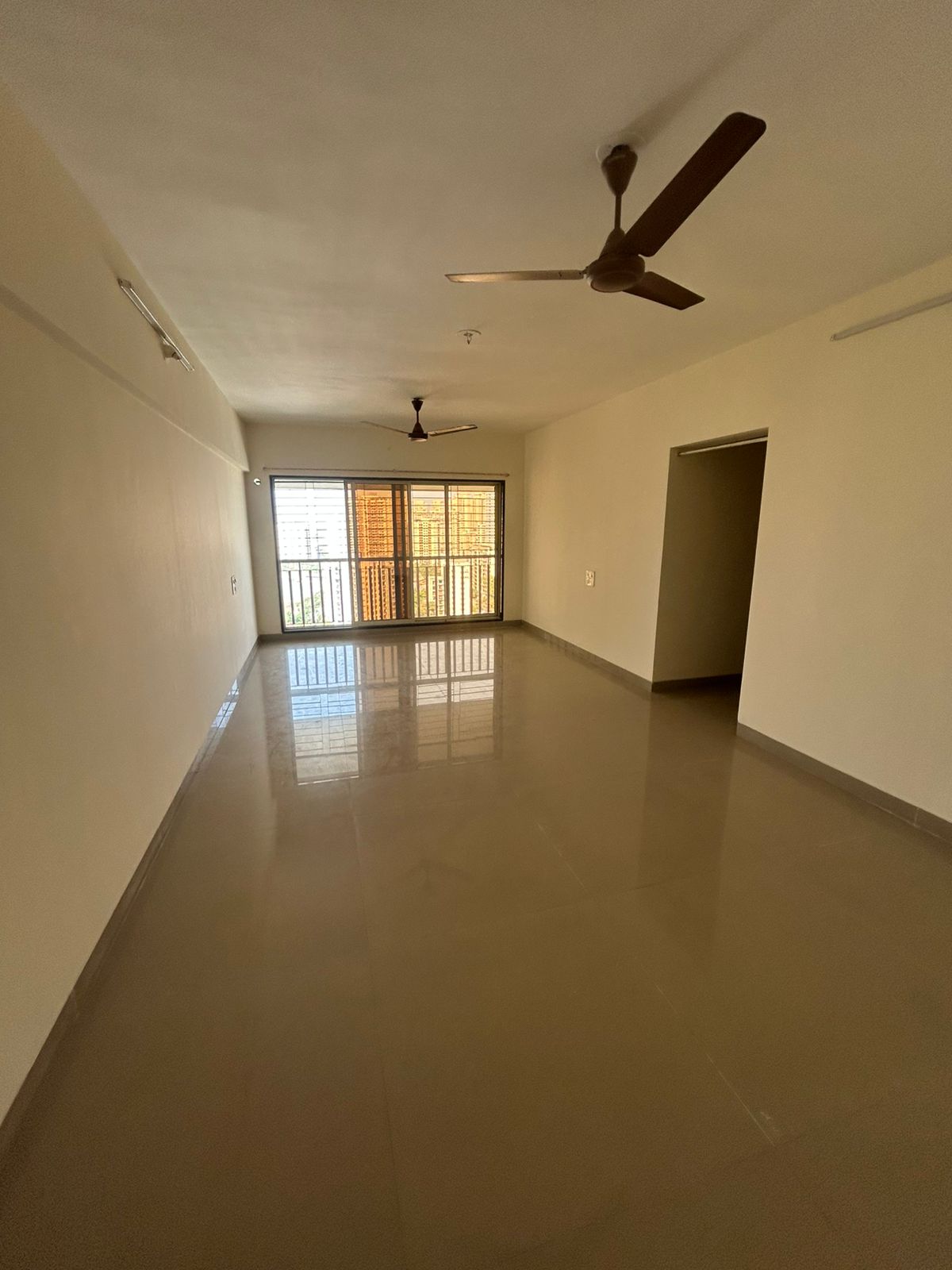2 BHK + Pooja Room Apartment For Rent in Yashraaj Park