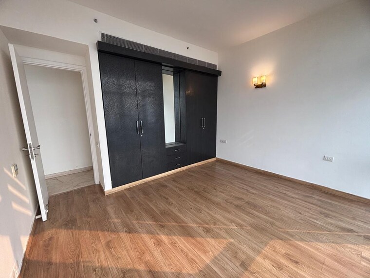 Room, ireo-the-grand-arch 4 Bedroom 2905 Sq.Ft. Apartment In Sector 58 Gurgaon 9198272