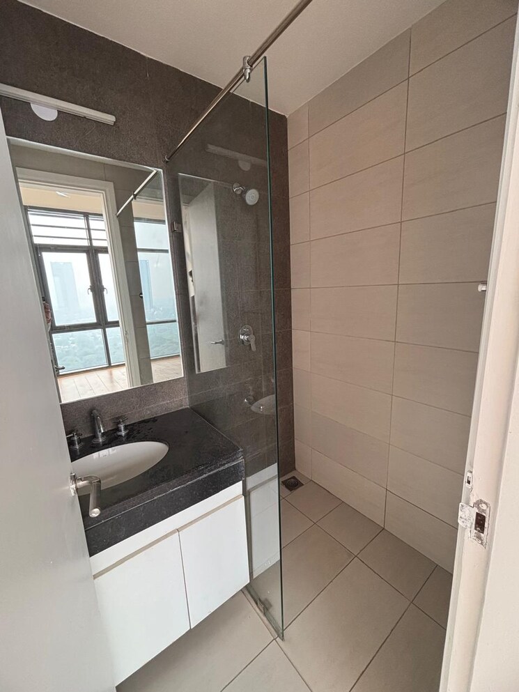 Kitchen, ireo-the-grand-arch 4 Bedroom 2905 Sq.Ft. Apartment In Sector 58 Gurgaon 9198272