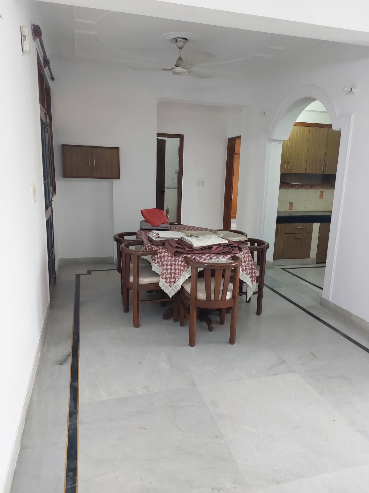 3 BHK + Servant Room Apartment For Rent in Bharth Petroleum Apartmen